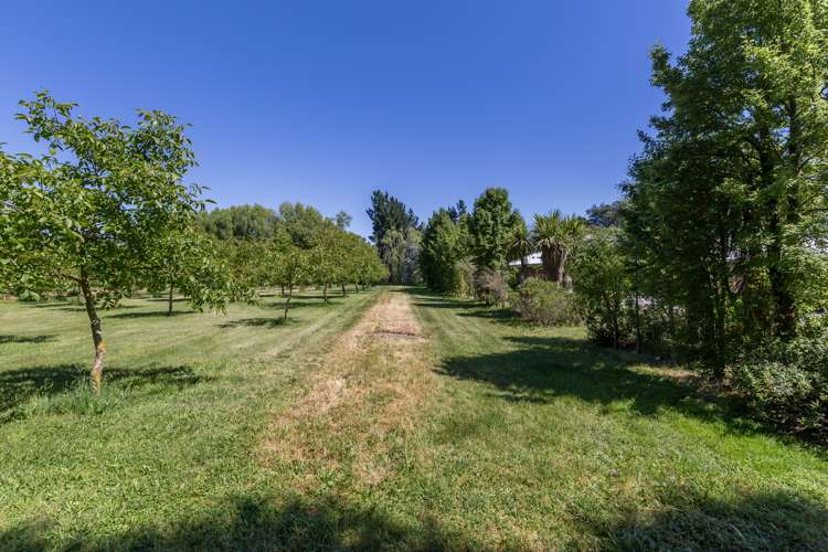 27 Guys Road Yaldhurst_23