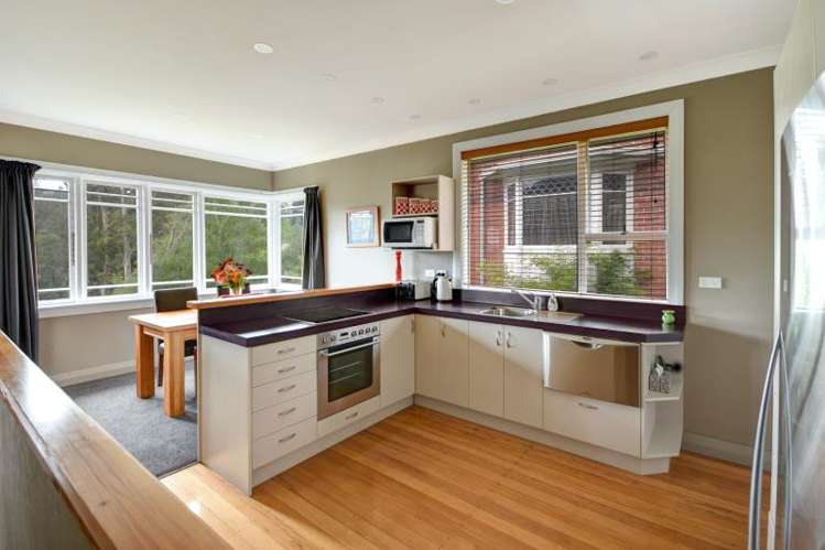 32 Barr Street Kenmure_1