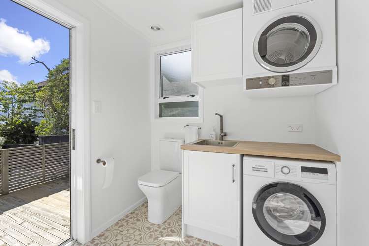 75a Marine Parade Paraparaumu Beach_13