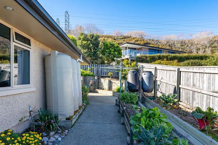 6 Norfolk Place Stoke_18