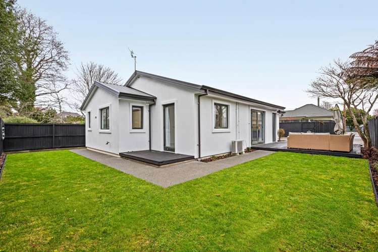 2/64A Cutts Road_1