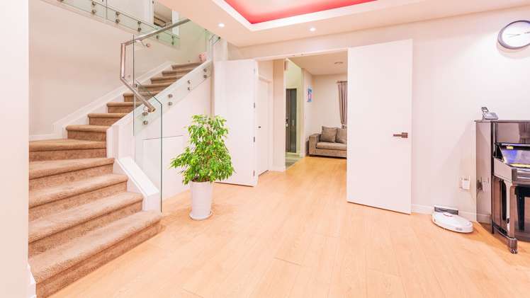 21 Quattro Avenue Flat Bush_7