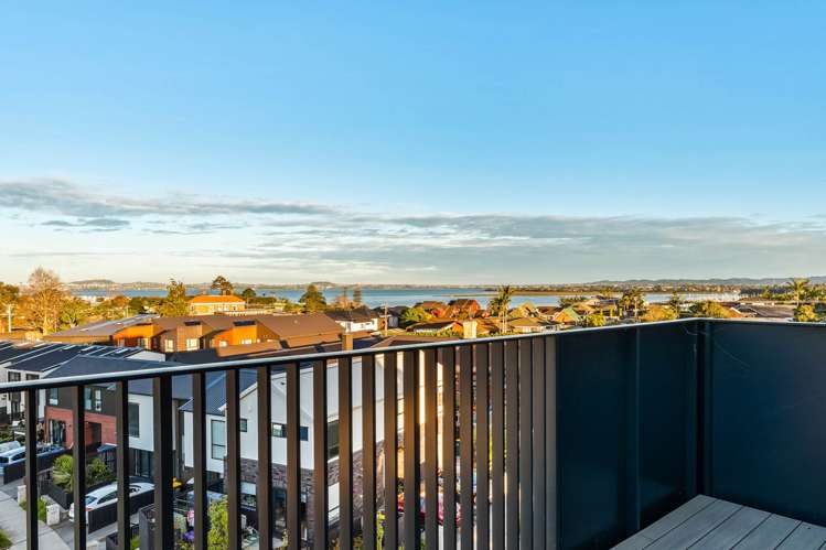 301/2 Rauroa Lane Hobsonville_0
