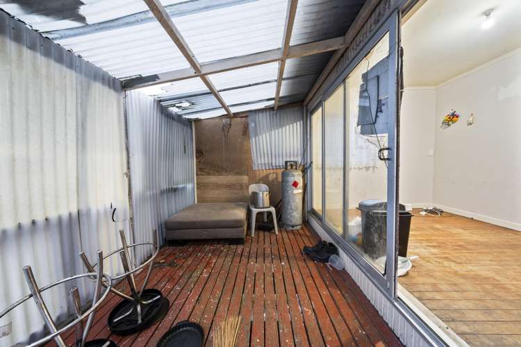 8 View Road Mangere_15