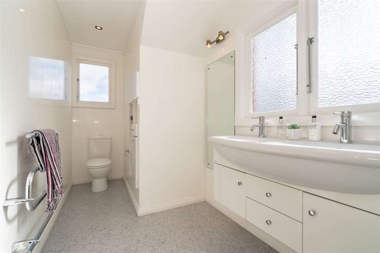 5 Meuse Lane Andersons Bay_13