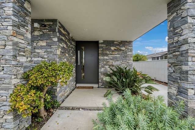 128 Churchill Road Rothesay Bay_2