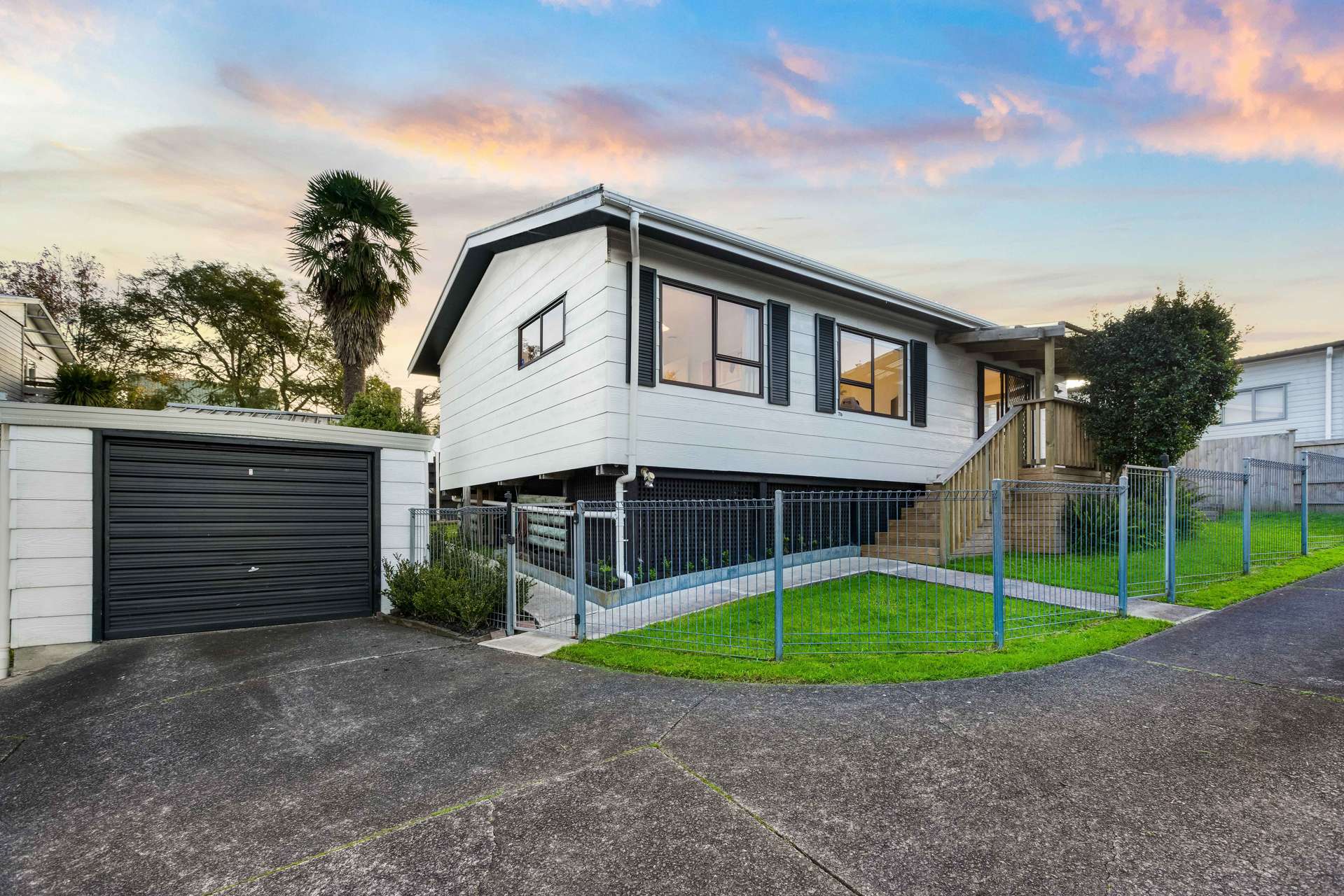 2/7 Eskdale Road Birkdale_0