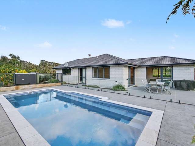 640 Esdaile Road Whakamarama_1