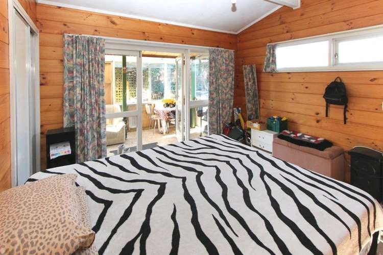 21 Middleton Road Hannahs Bay_12