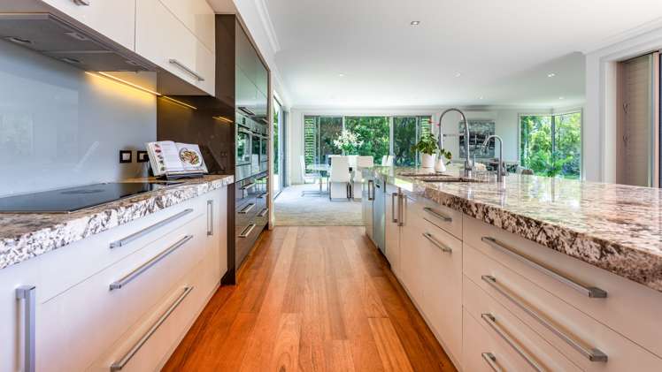 851 Ridge Road Riverhead_9