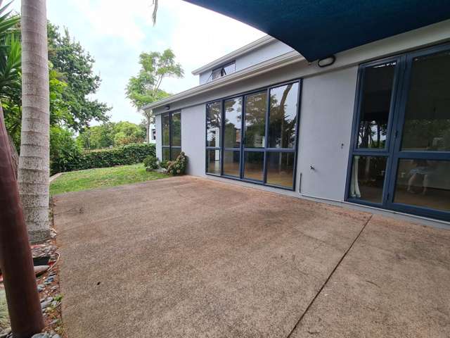 2/30 Stanley Road Glenfield_4