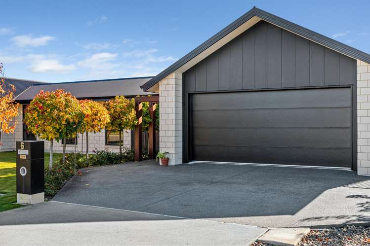 6 Spitfire Drive Burleigh_26