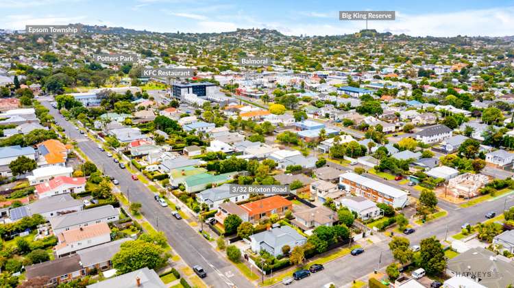 3/32 Brixton Road Mount Eden_11