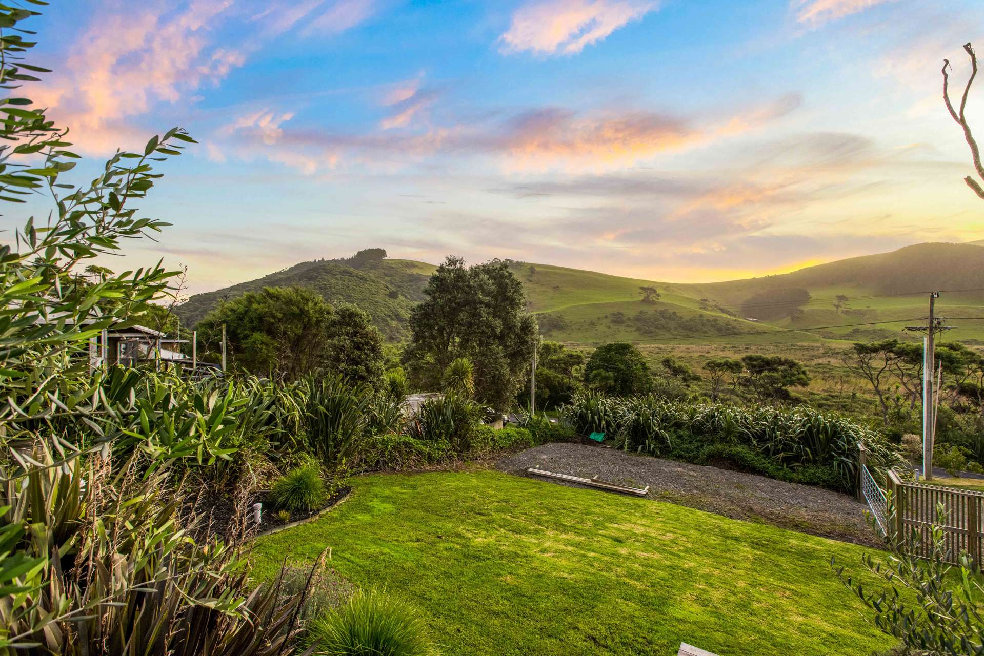 198 Bethells Road Bethells Beach_0