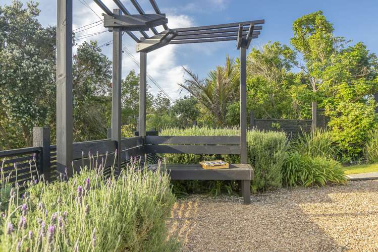 8 Kiwi Street Oneroa_17