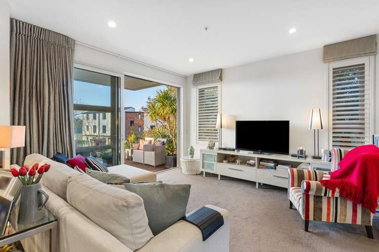 102/54 Surrey Crescent Grey Lynn_7