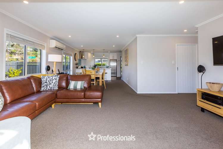 2 Chalfont Road Silverstream_8