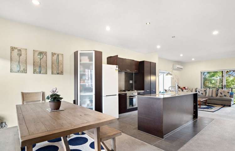 76C Edmonton Road Te Atatu South_3