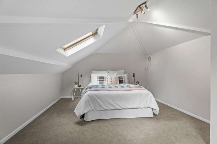 76 Mount Smart Road Onehunga_15