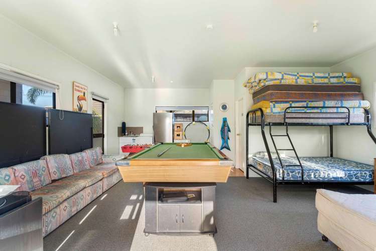 307b Ocean Road Whangamata_12