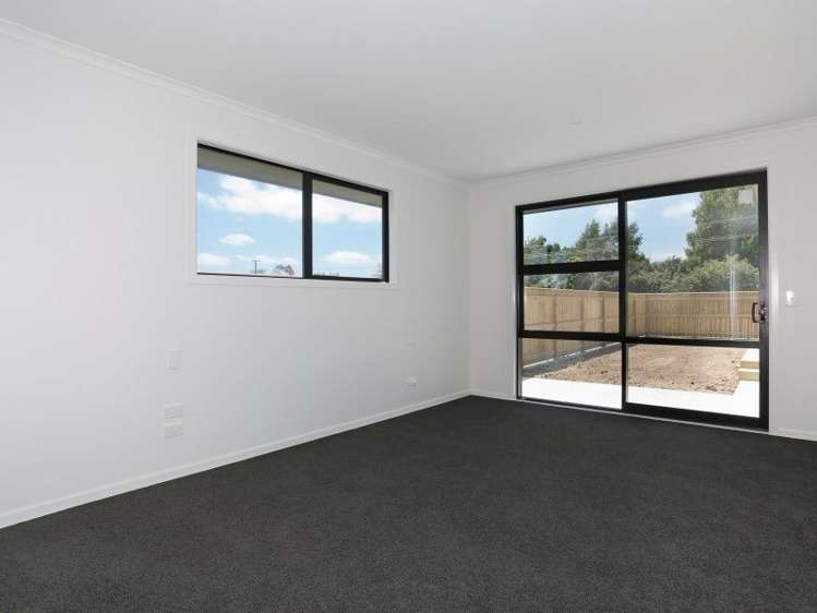 2 Mahi Grove Feilding_11