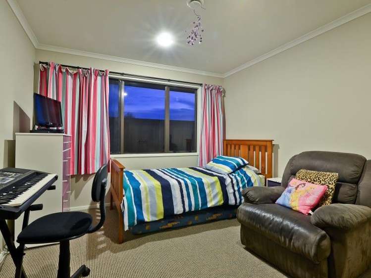 112 Huntington Drive Huntington_17