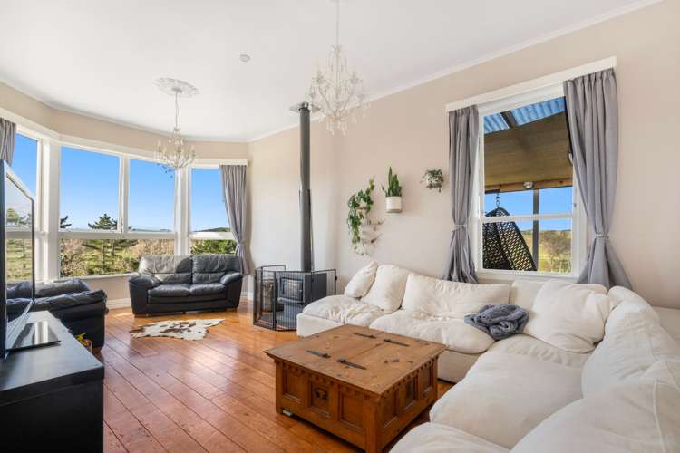 306 West Coast Road_3