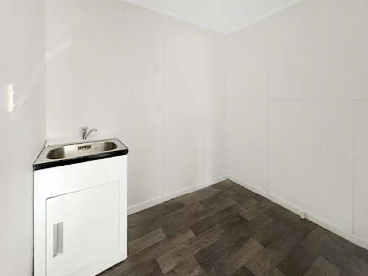 8 Colinton Place 11139_7