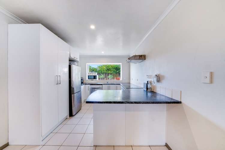 22 Enuamanu Road Favona_10