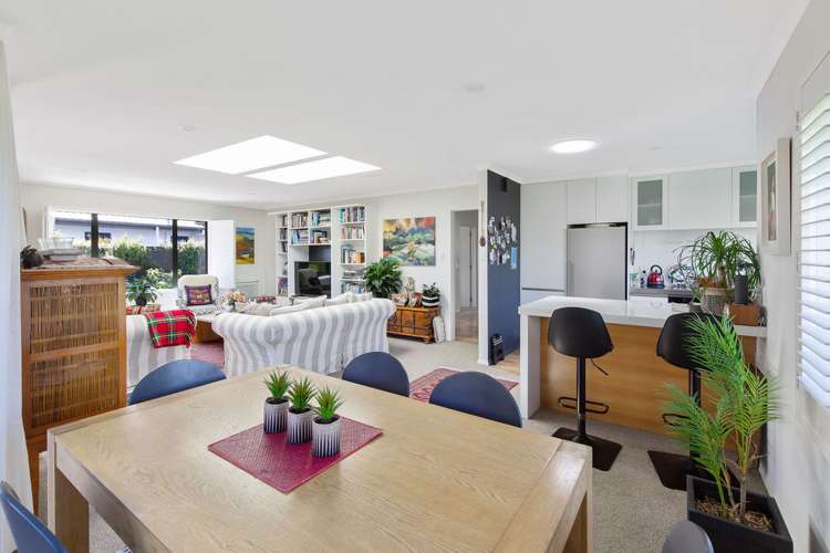 4 Di Pierri Way The Wood_4