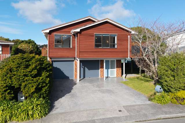 Comfortable Family Living & Central Convenience