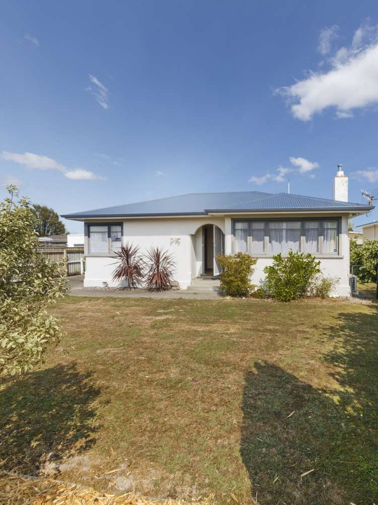 6 Trewin Street Feilding_16
