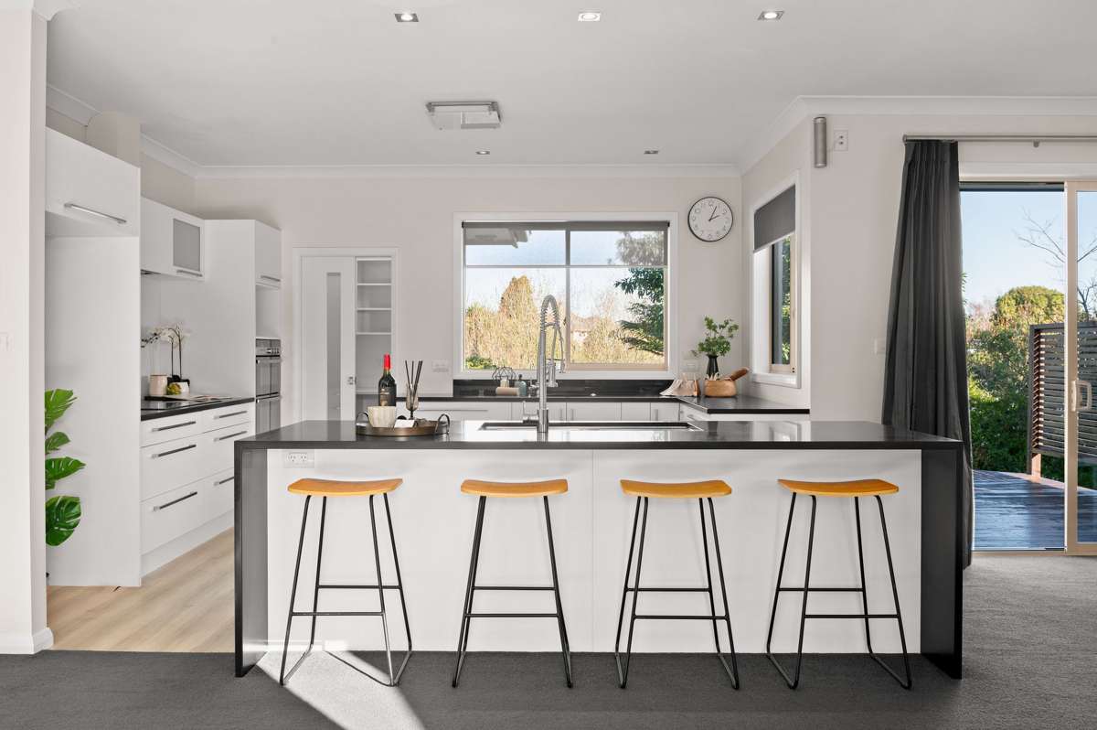 136 Saint James Drive_3