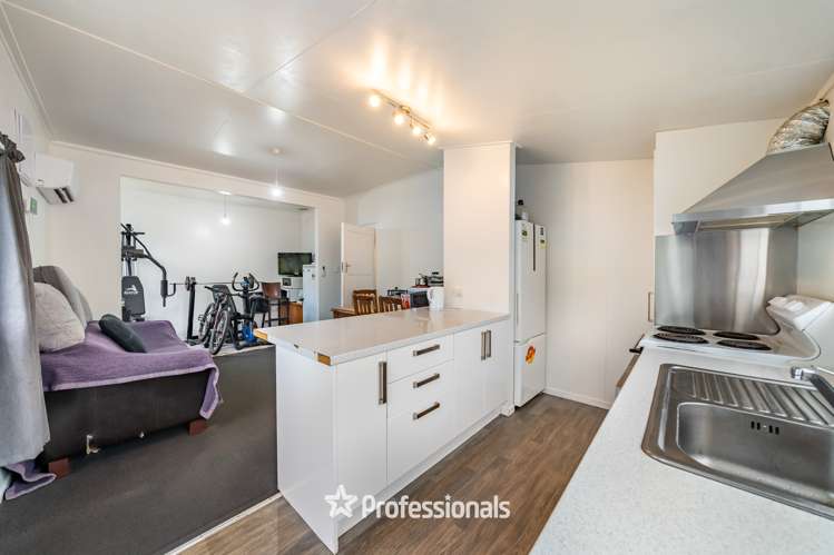 163 Coutts Street Rongotai_6