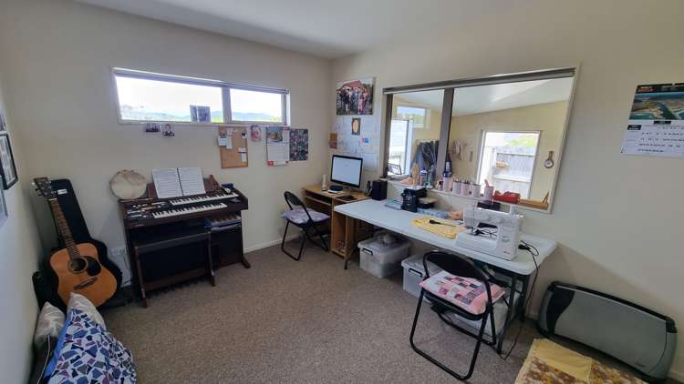 72 Havill Drive Hokitika_9