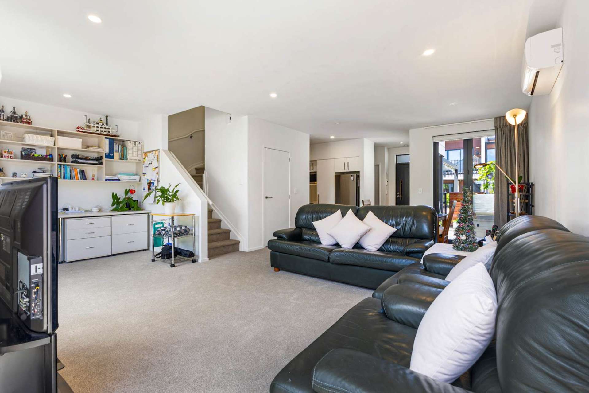 21 Gateway Avenue Beachlands_0