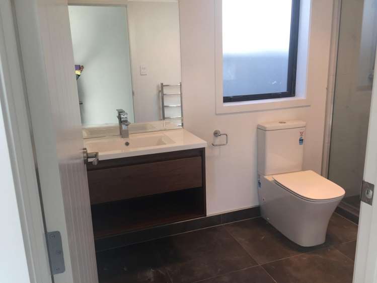 33 Awatira Drive Papamoa_7