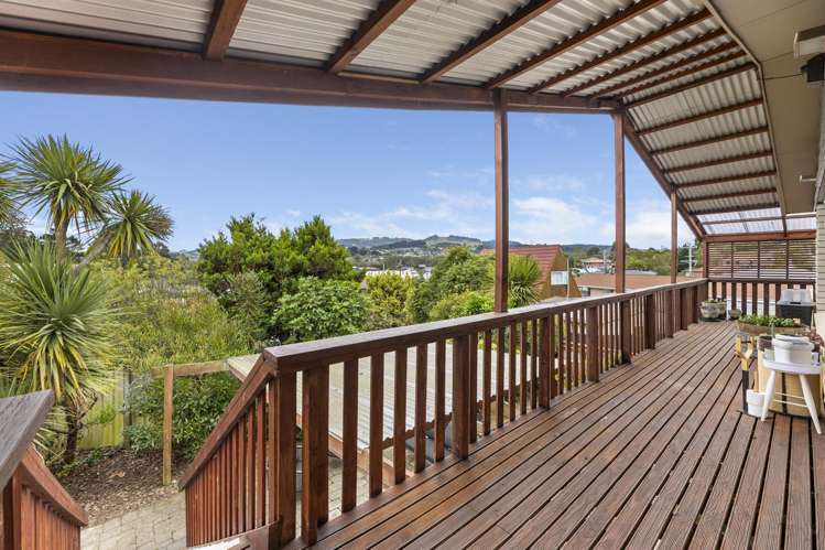 8 Clariton Avenue Green Island_12