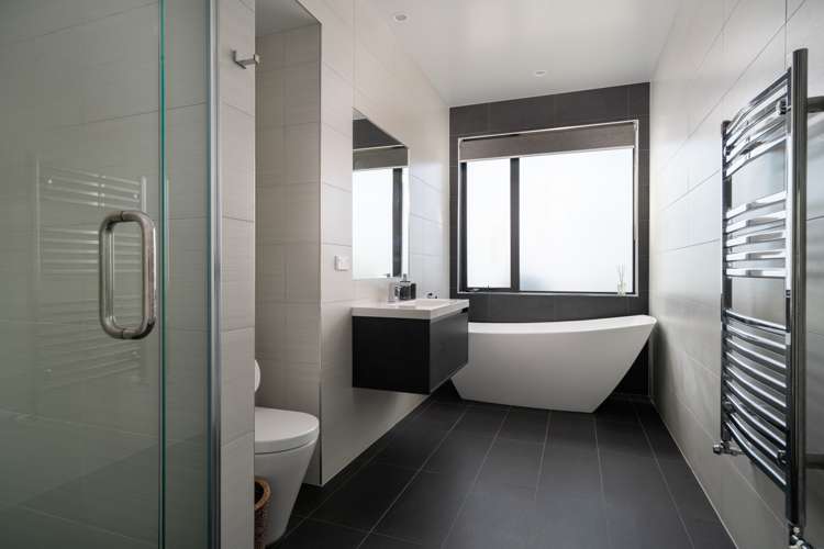 12 Pukenamu Road Taupo_19