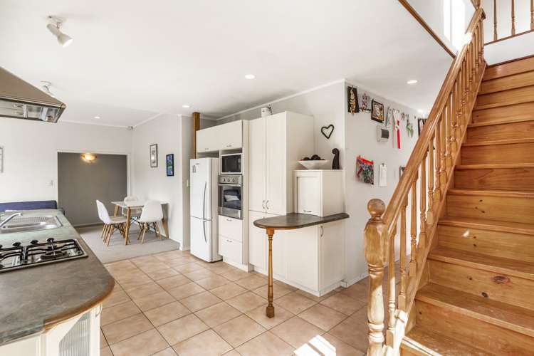 1/74 Beach Road Castor Bay_6