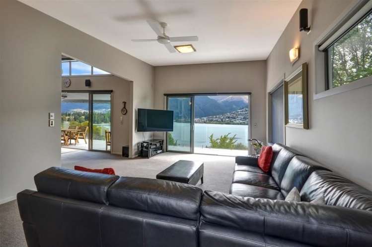 630 Peninsula Road Kelvin Heights_6