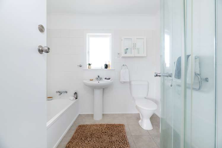 1/318 Rangatira Road Beach Haven_11