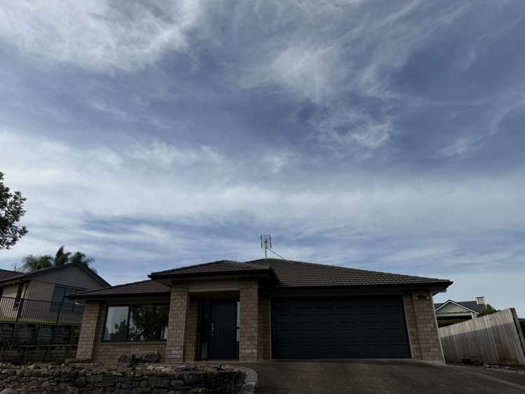 10 Caldera Crescent Pyes Pa_1