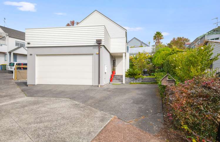 129 Hobsonville Road West Harbour_17