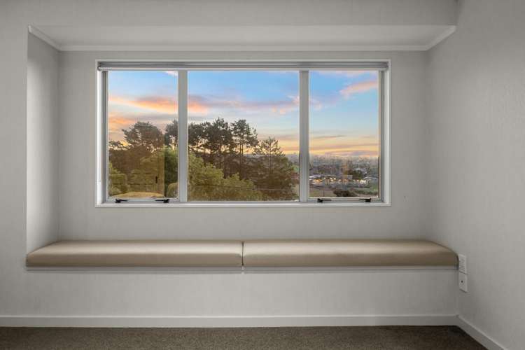 105 Waitakere Road Waitakere_21
