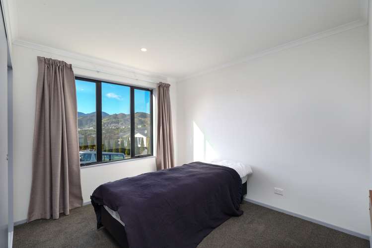 45 Saint Lawrence Street Toi Toi_22