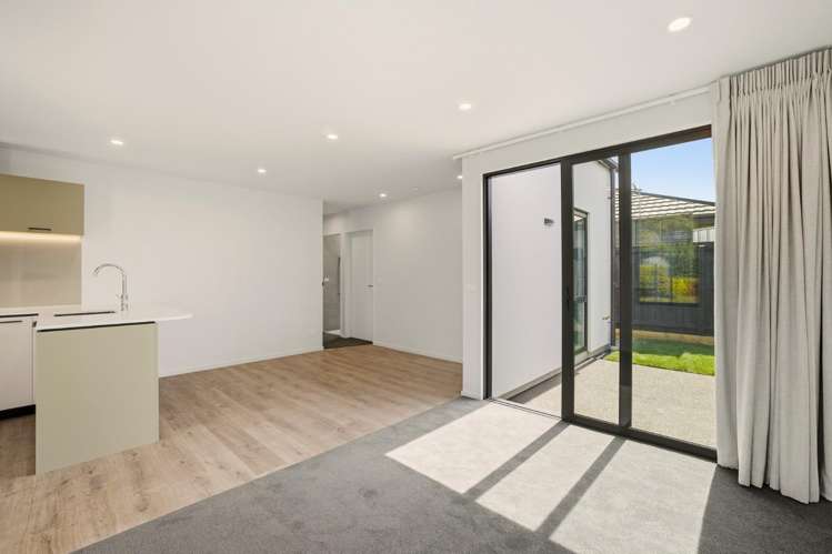 1/6 Manatu Lane Waltham_4