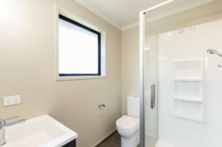 1402 Devon Road Brixton_11