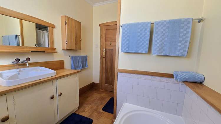 75 Revell Street Hokitika_25