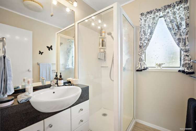 2/21 Target Road Totara Vale_6